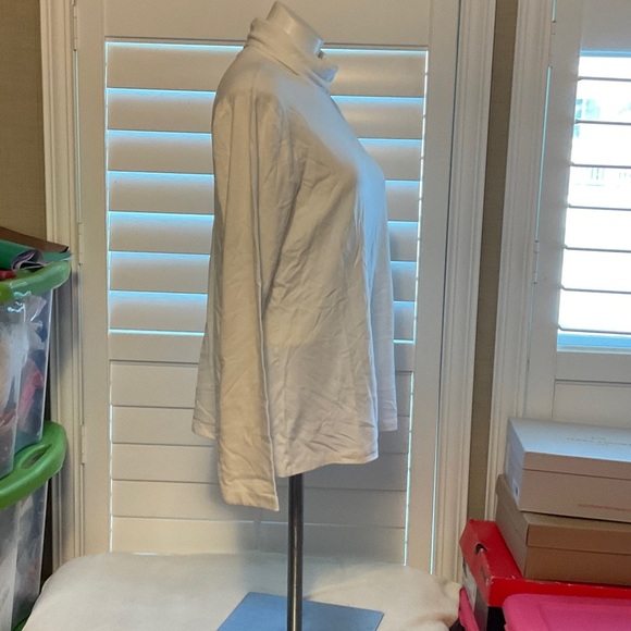 Time and Tru Women's White Long Sleeve Turtleneck Top - Picture 2 of 7